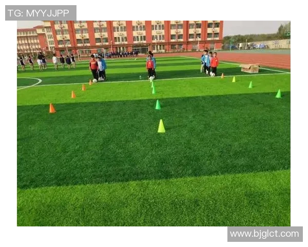 精彩足球绕杆挑战赛直播盛况全程回顾与精彩瞬间分享 精彩足球绕杆挑战赛直播盛况全程回顾与精彩瞬间分享