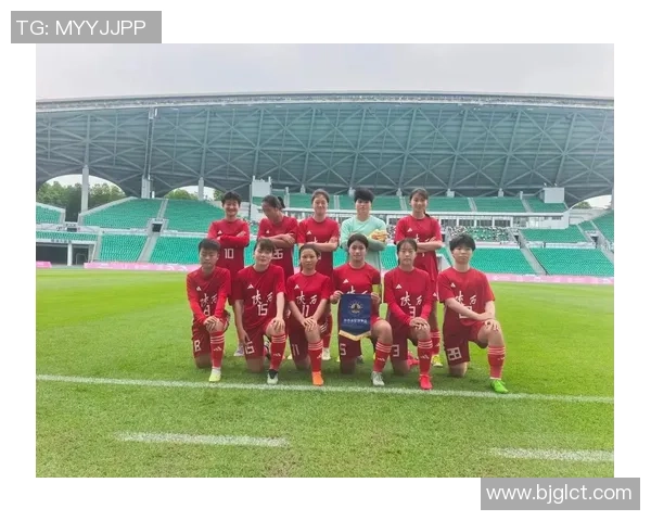 西安足球队最新比赛经验分享排名前十的球队分析与总结